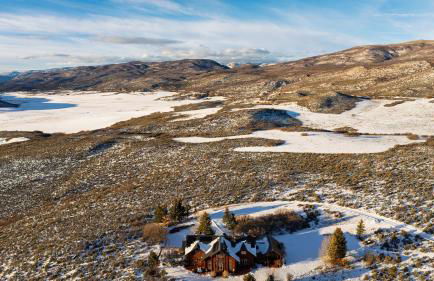 Sleeps 20 Secluded 7BDR Retreat on 71 Priv Acres Elkstone Lodge by AvantStay - Foto 59