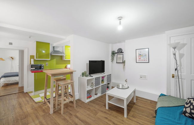 2 Bedroom W/ensuites-sleeps 6, 20min to Citycentre - Foto 2