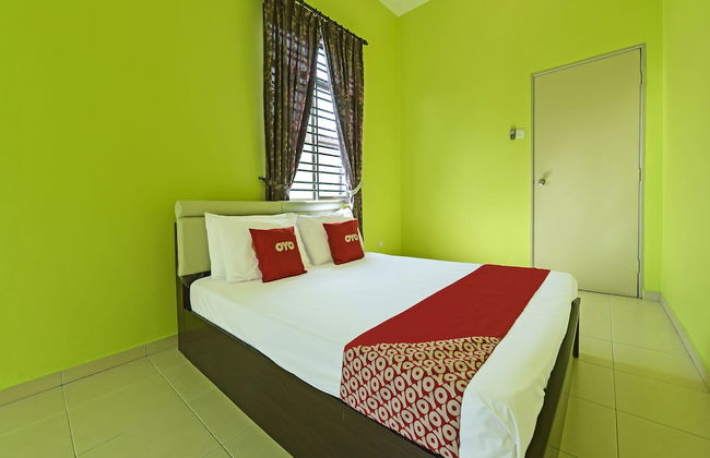 OYO Home 90532 Casa Azlinda Muslim - Foto 13