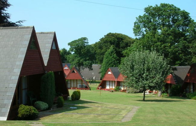 Chalet-sleeps6-parking-garden-pool - Foto 29