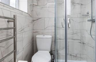 Deluxe studio Apartments - City Airport & Excel Ideal for Long stay - Foto 4