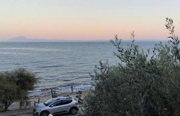 Δίπλα στο κύμα -Βeside the wave - Photo 25