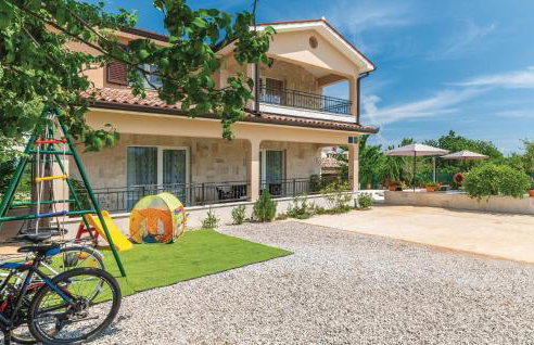 Awesome Home In Nedescina With Kitchen - Foto 5