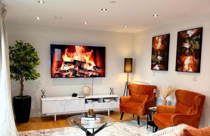 Luxe Duplex Penthouse Stay in Leeds Centre - Free Parking - Foto 1