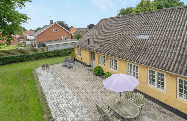 "Ilsa" - 9.8km from the sea - Foto 7