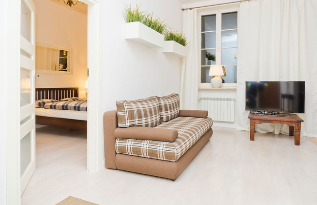 Stone Steps Apartments - Photo 9