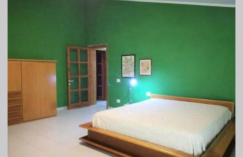 Big relax apartment with swimming pool and a peaceful garden in a private villa - Foto 39