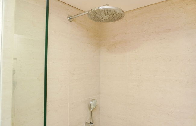 Modern Look And Nice 2Br Gold Coast Apartment Near Pik - Foto 24