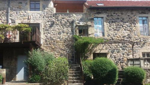 Holiday Home in Ardèche near Château de Ventadour - Foto 3