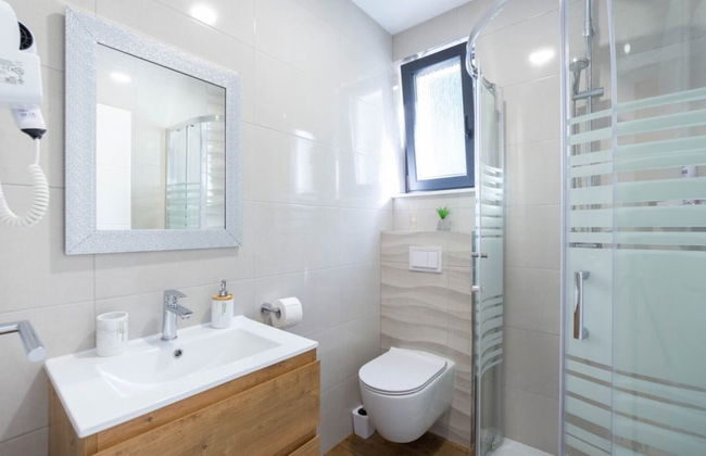 Marijana - Modern With Pool - H - Foto 10