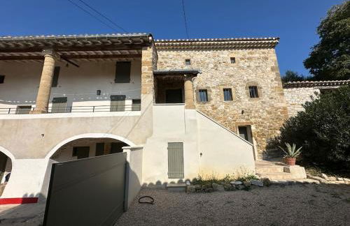 Maison provençale-piscine-jardin clôturé-8 pers - Foto 3