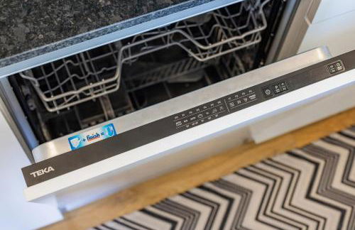 Espinho Sunny Vibes & Balcony with Pool - Foto 7