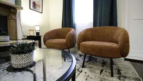 Stylish & Cosy Stay 2-Bed House Train Station Hospital Garden Fast WiFi - Foto 5