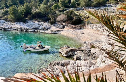 Luxury Beachfront Villa Carlisa - Photo 10