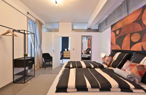 Yello Homes - Luxus Loft für bis zu 7 Personen nähe Airport & Messe, Tischfußball & Whirlpool - Foto 11