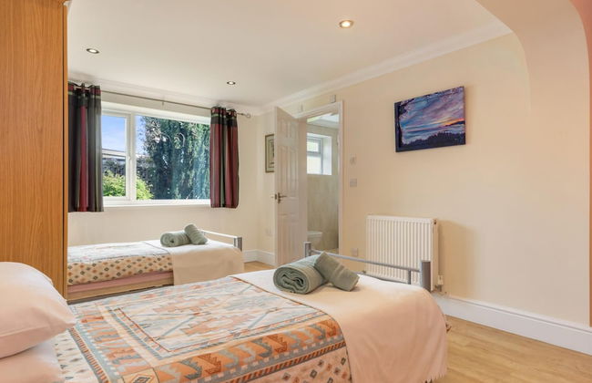 Sunningdale - Beach Side Cottage, Sea Views, Parking - Photo 77