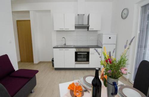 Apartments Vesela - Comfort One Bedroom Apartment with Balcony and Sea View - Foto 4