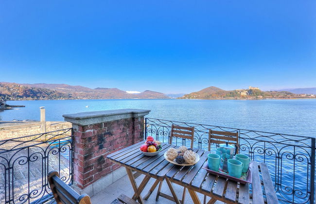 Stella Del Lago Pied Dans L'eau - Foto 1