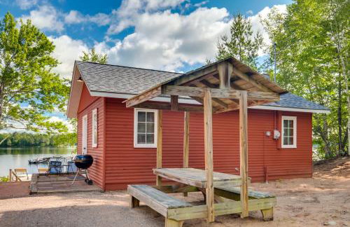 Private Dock and Rowboat! Cabin on Bearskin Lake - Foto 18