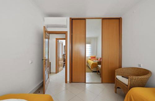 BmyGuest - Sesimbra Palames Beach & Pool Apartment - Foto 19