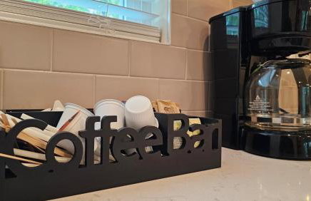 Stylish 3BR Home in CLT, Close to Downtown, Airport, WFH & Parking & Family Friendly & Business Ready - Foto 67