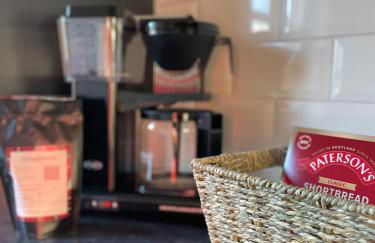 5 Roslin Place- 2 Bed Apartment - Photo 30