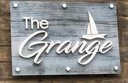 The Grange - Photo 1