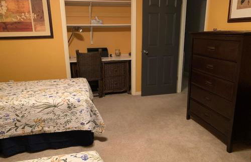 Lakefront Home Where You Can Retreat and Relax - Foto 27