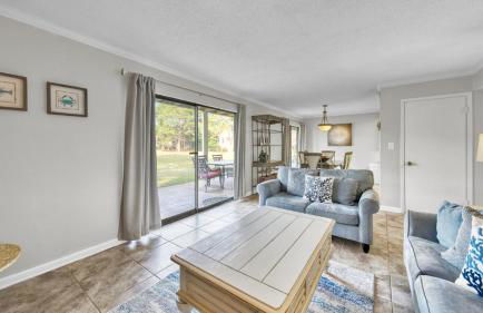 Cozy renovated ground floor unit - Golf Villa - on the Golf Course - Photo 16