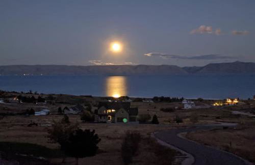 Country Bear Cabin at Bear Lake - Photo 39