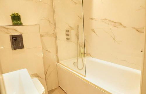 BEAUTIFUL 2 BEDROOMS FLAT close to KING CROSS - Foto 18