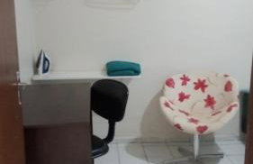 Apto 10: sala/cozinha,1quarto(ar e 2 camas)c/garag - Foto 4