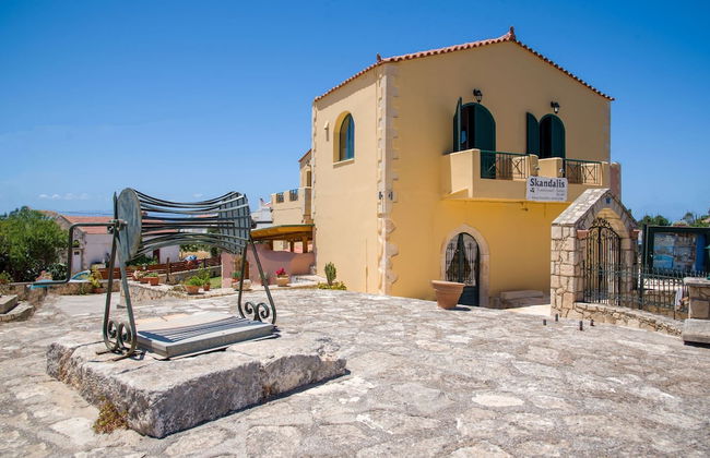 Skandalis Apartments With Pool - Photo 32