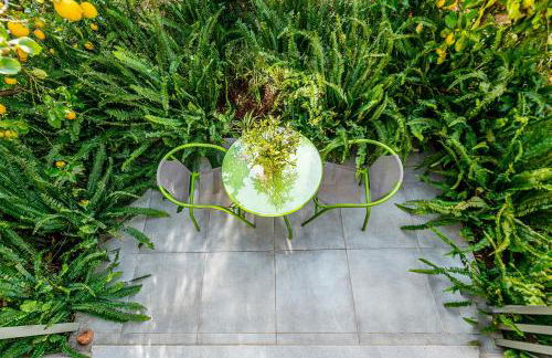 Olive Lemon Biophilic House & Lush Forest Garden - Foto 20