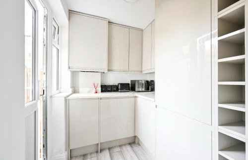 Modern 2-Bedroom Home near Tooting Broadway - Foto 11