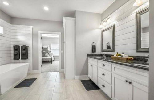 Just Like Home #6: Norman: It's Game Time (campus) - Foto 55