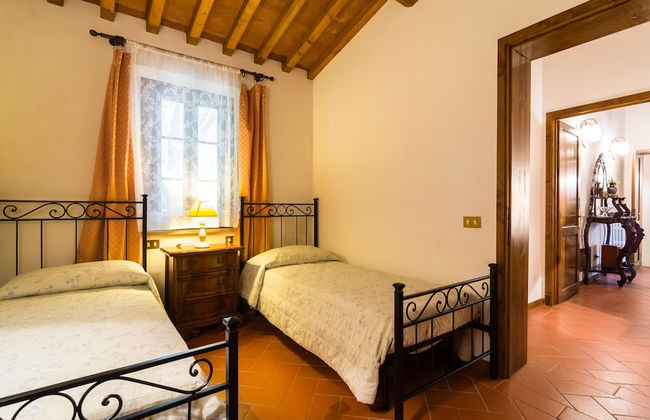 Holiday Home in Town Center with Pool, Garden, Hot Tub - Foto 37