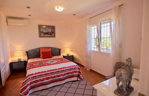 villa Pinosol con vista al mar - Photo 18