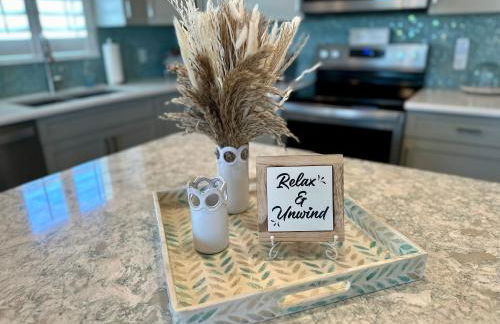 Beyond The Sea Newer House Walk to Town Beach - Foto 8