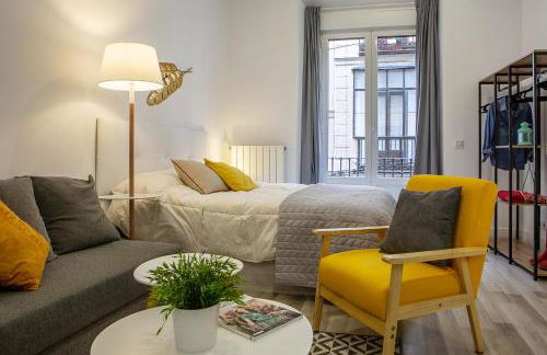 Calle Huertas Coqueto by RegalateMadrid - Photo 2