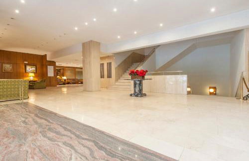 Tu Escapada Urbana - Plaza de Castilla III, Diseño y Localización - Photo 31