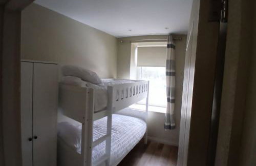 Castle View 3 bedroom with garden - Foto 16