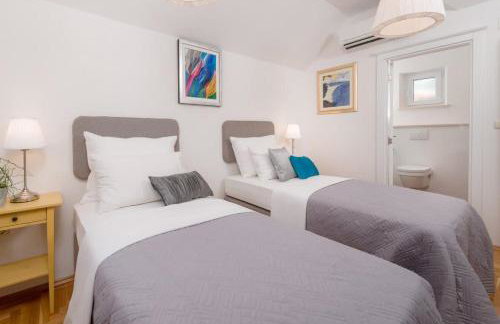 Enticing Sunset Villa With Magnificent Sea ViewS - Foto 14