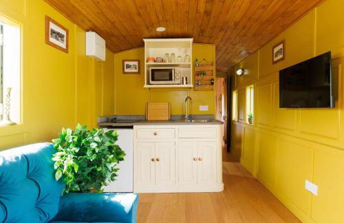 Beautifully Restored WW2 Carriage - Sleeps 6 - Foto 16