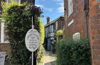 Location Spacious Character Flat in Central Rye - Foto 10