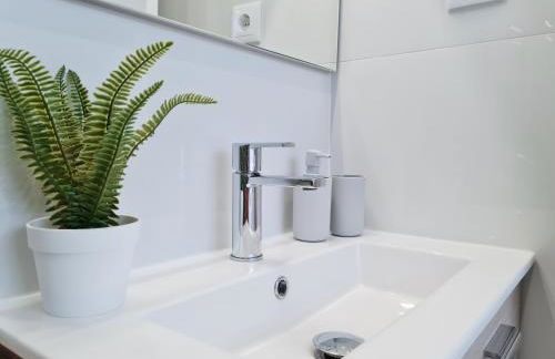 CASINHA DE FERRAGUDO - Terraço Privado, AC, WiFi, Centro 250m - Foto 25