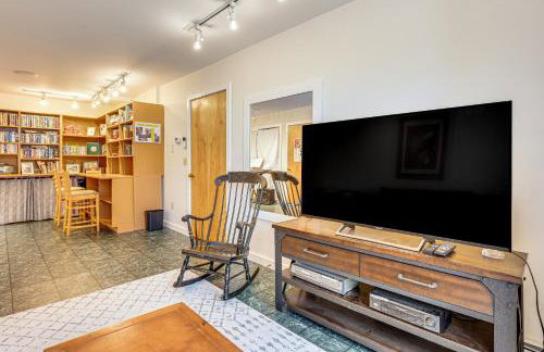 Family Friendly! Lovely Strafford Gem with Game Room - Foto 6