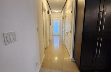 Fully Furnished 3BR and 2BA Gem Near Airport & Mall - Foto 19