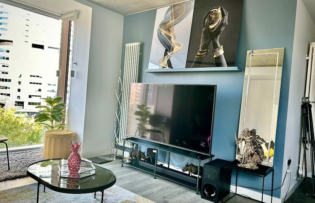 Captivating 2-bed Skyview Apartment in Leeds - Foto 12