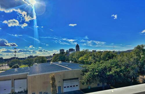 Skyline Solace - Photo 37